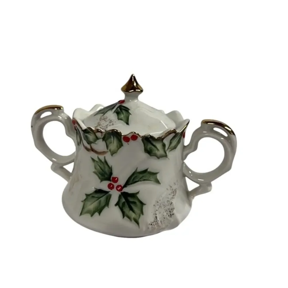Vintage‎ Lefton China Christmas Holly Hand Painted Creamer & Sugar Set NE1965